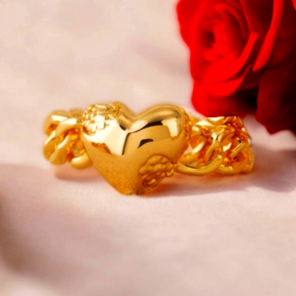 NEW 14k Gold-plated Dainty Heart Ring Link Band  - Picture 1 of 3